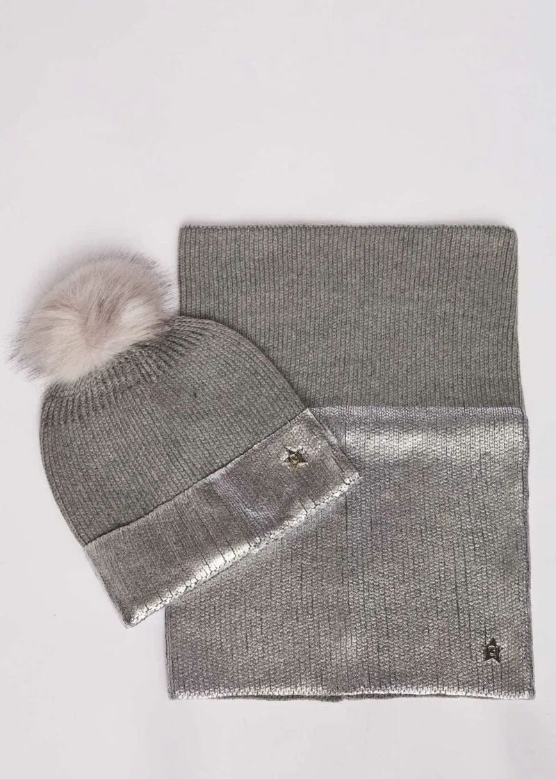 Cappello e collo coordinati
