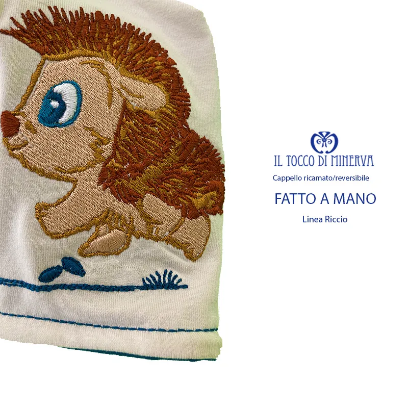Cappello reversibile ricamato da bambino linea riccio - Fatto a Mano