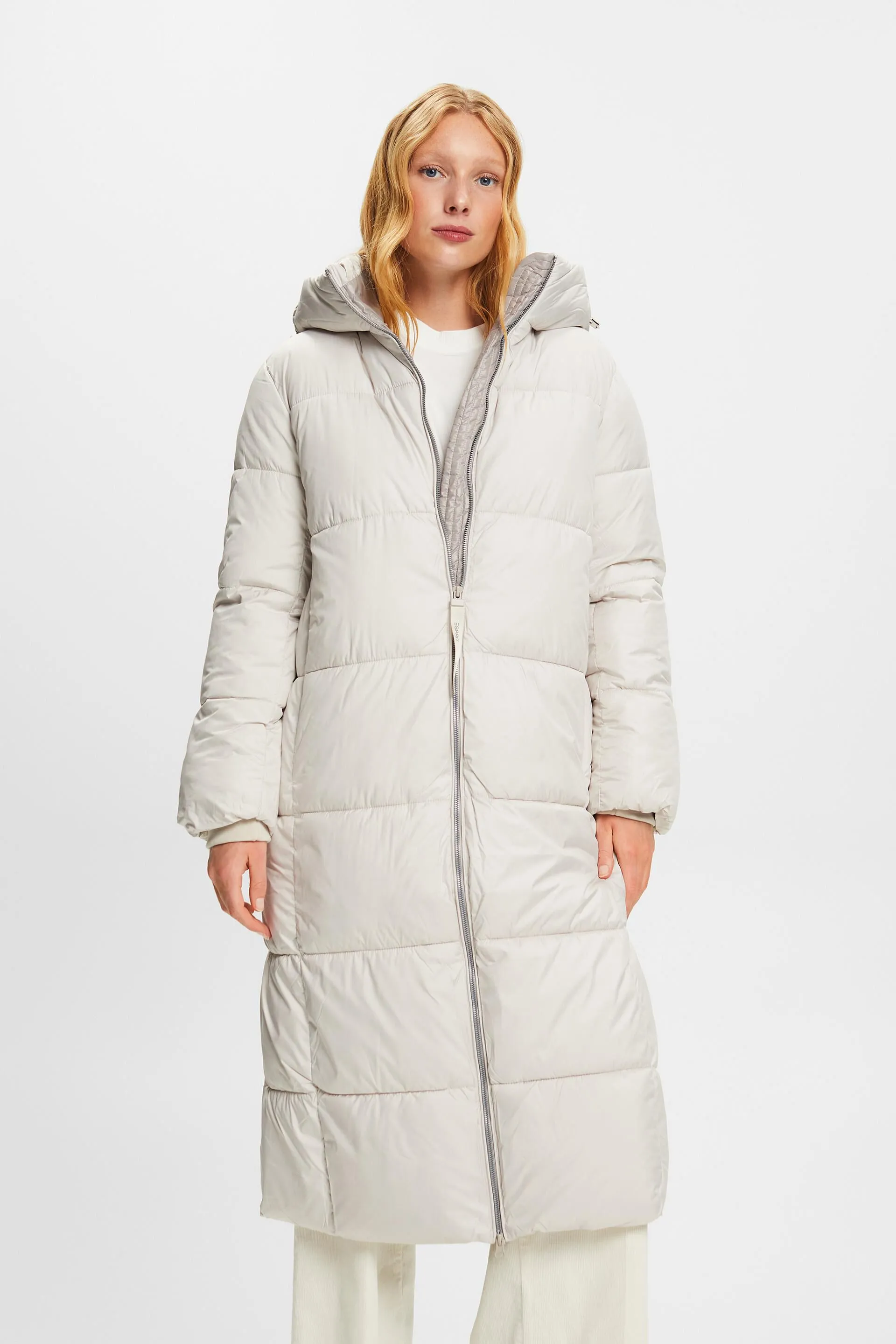 Cappotto lungo trapuntato con cappuccio