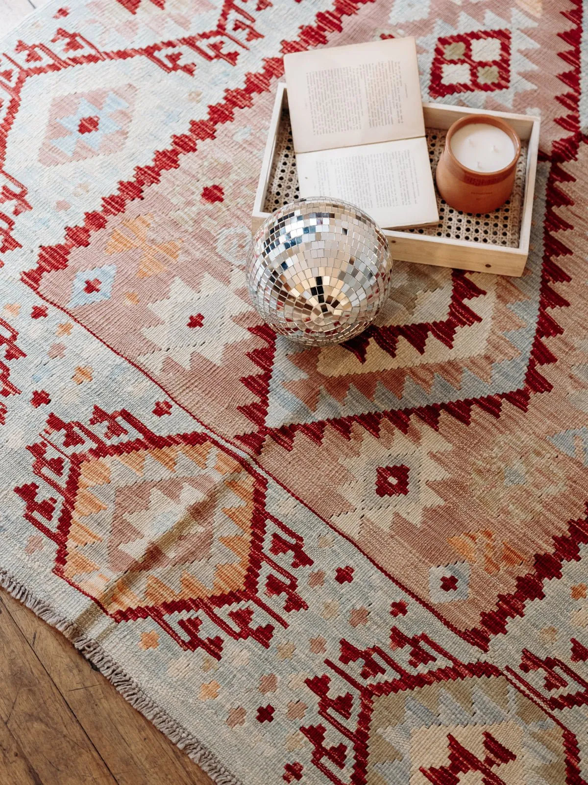  DEBONGOUT   EDDY, LE TAPIS KILIM N°240 - Tapis kilim n240 | Multicolore