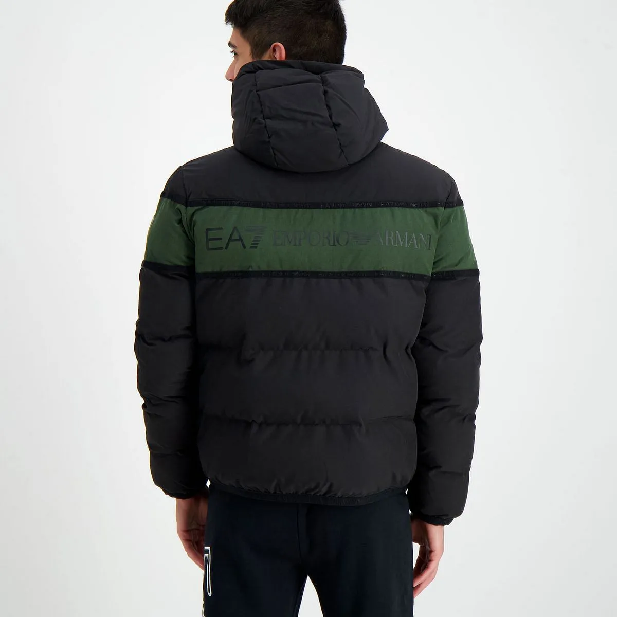      EA7 EMPORIO ARMANI PIUMINO CON CAPPUCCIO ATHTLETIC COLOUR BLOCK  
