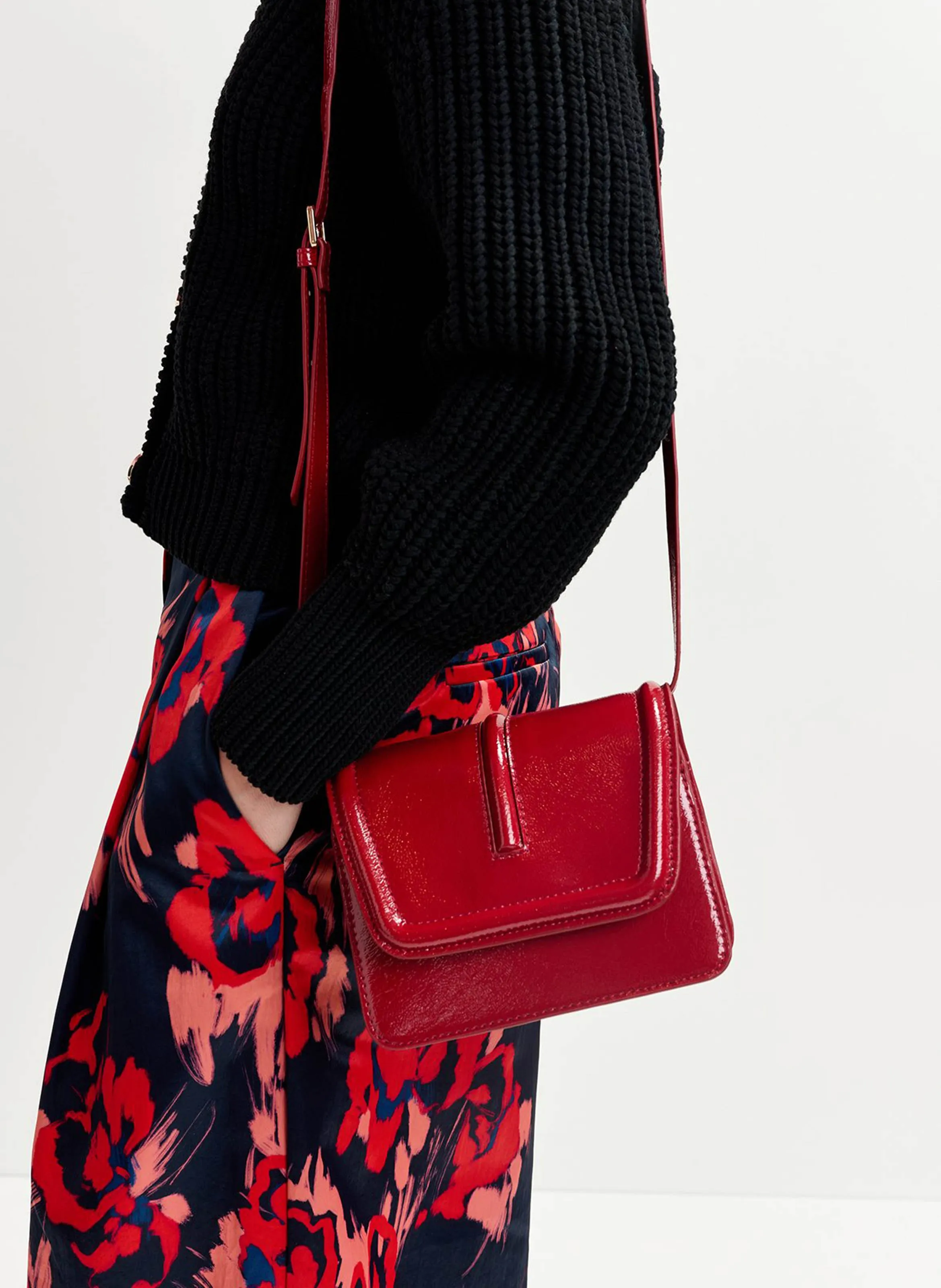  ESSENTIEL ANTWERP   GEENA - Borsa a tracolla in vernice | Rosso