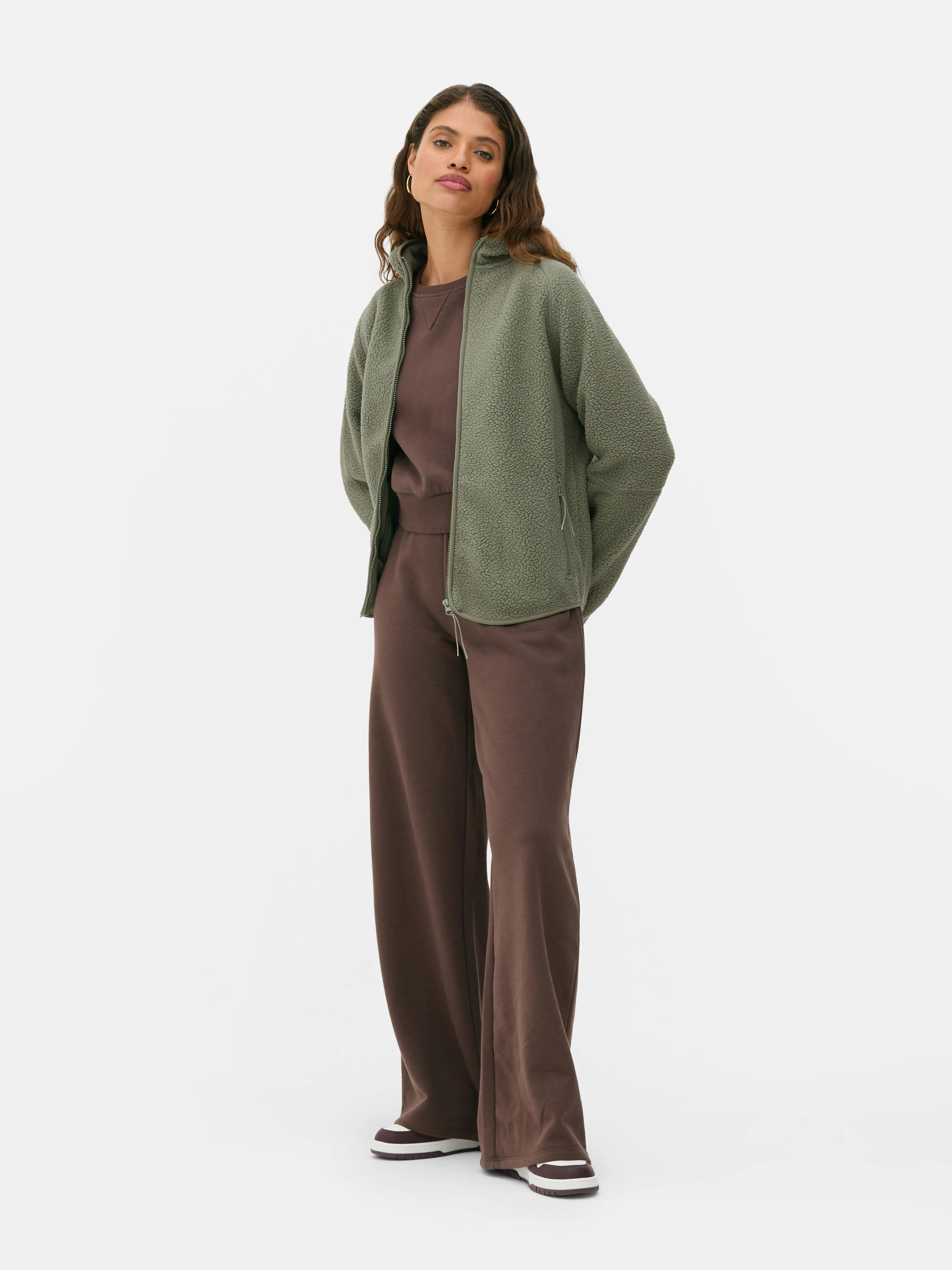Felpa con cappuccio e zip in sherpa