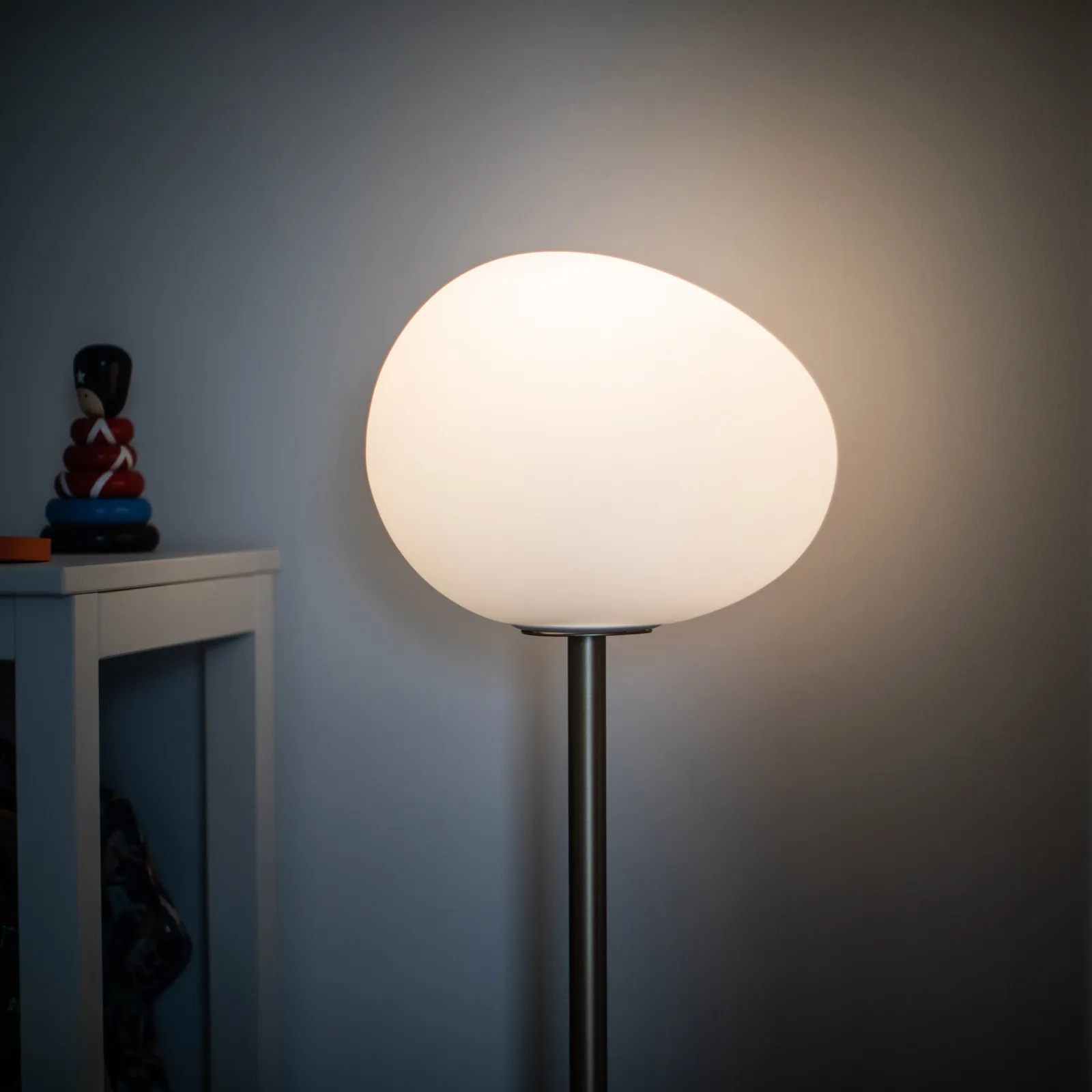 Foscarini Gregg grande da terra, 186 cm, grafite