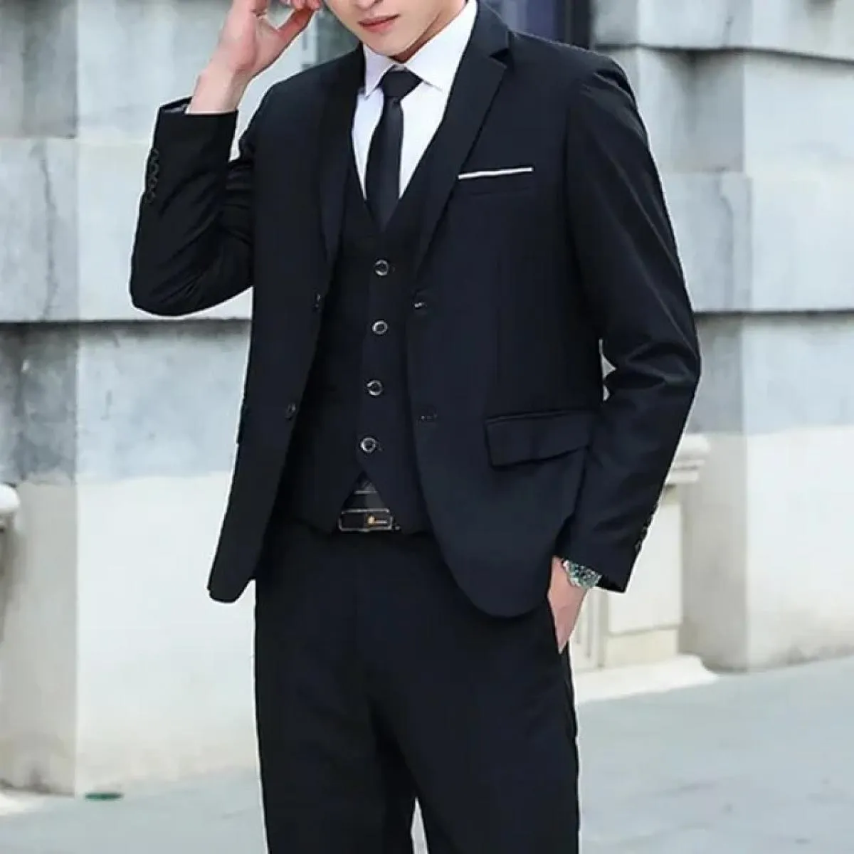 Giacca da uomo New Business Casual con un bottone in tre pezzi Giacca con risvolto Western Fit Abito da uomo moda Groomsmen e ab
