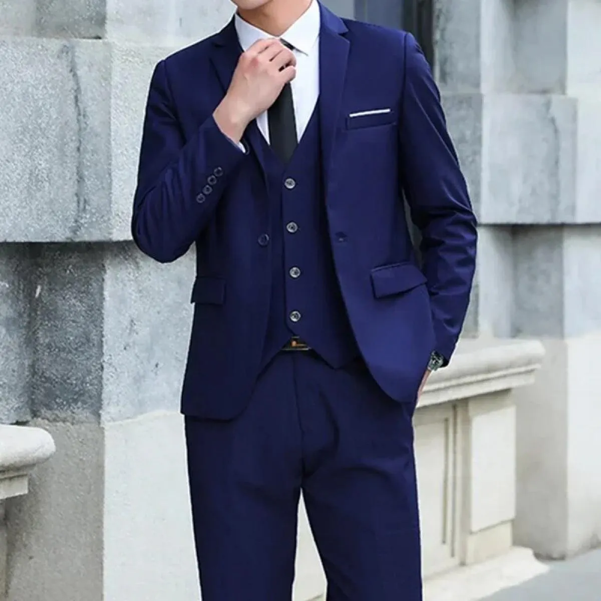 Giacca da uomo New Business Casual con un bottone in tre pezzi Giacca con risvolto Western Fit Abito da uomo moda Groomsmen e ab