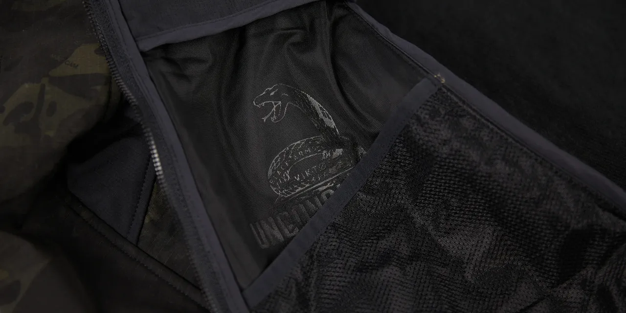 Giacca softshell Viktos Combonova multicam nera