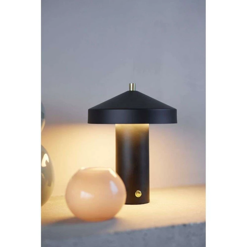 Hatto Portable Lampada da Tavolo Black - OYOY Living Design | Acquista online