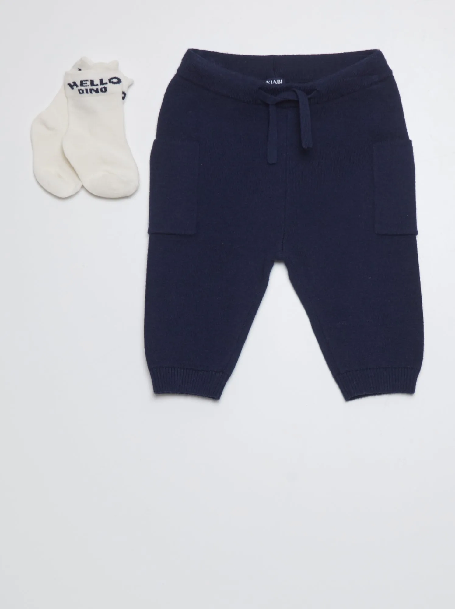 Joggers con tasche applicate + calzini - NERO