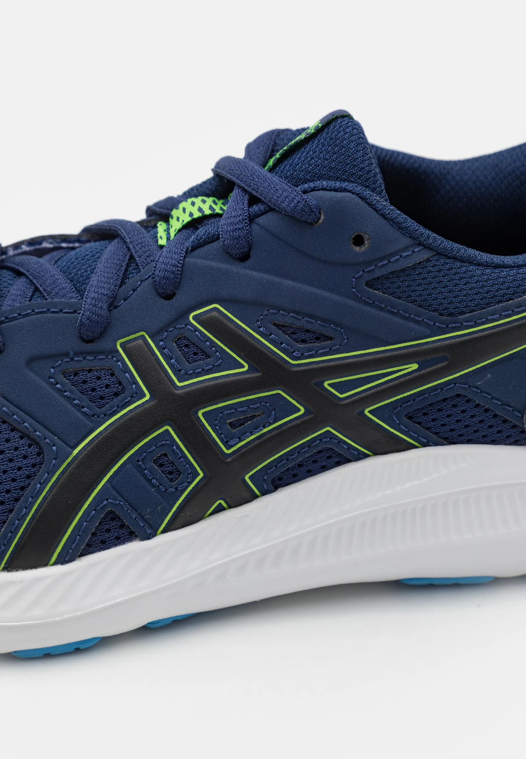 JOLT 4 UNISEX - Scarpe running neutre