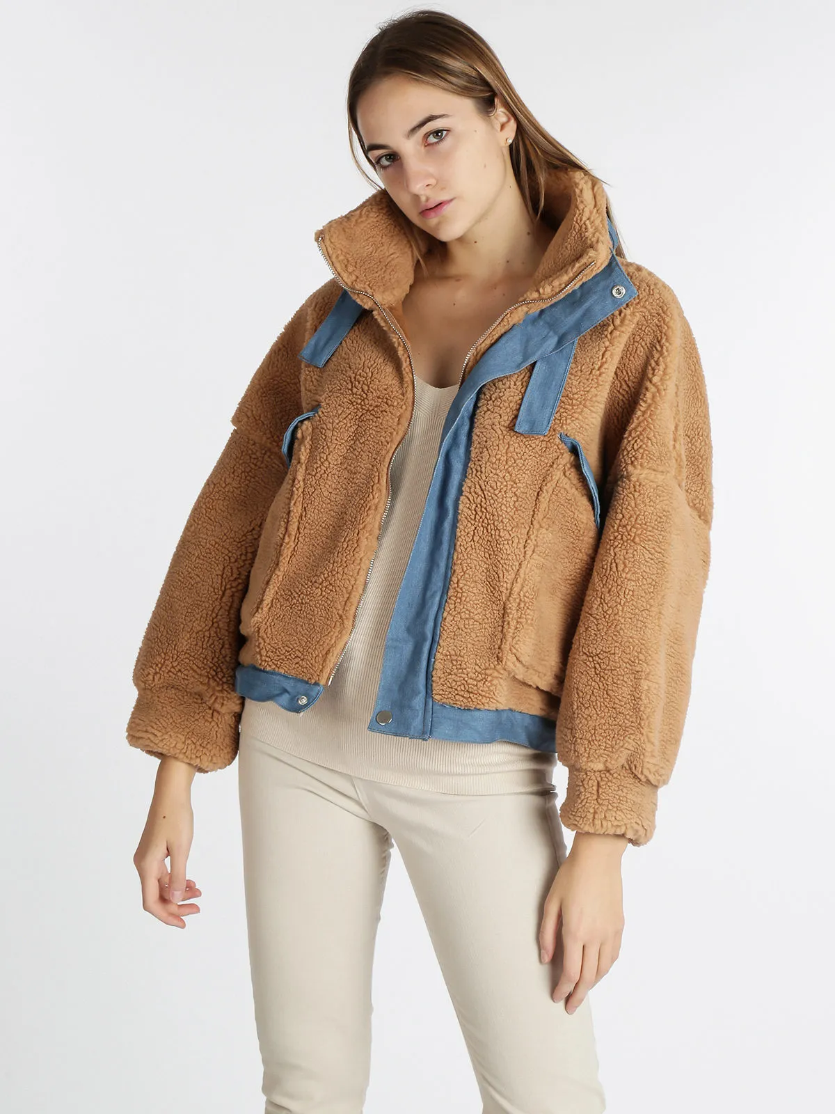 New Collection Kurz geschnittene Oversize-Teddyjacke