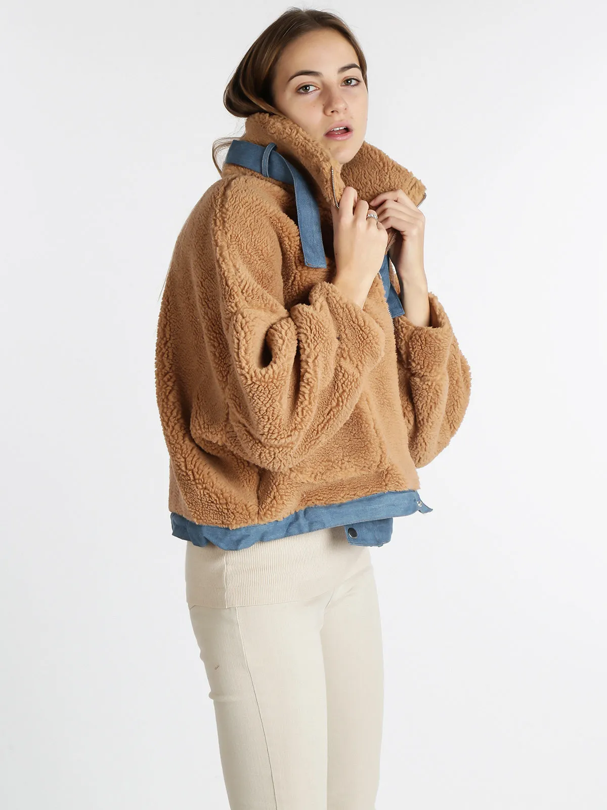 New Collection Kurz geschnittene Oversize-Teddyjacke