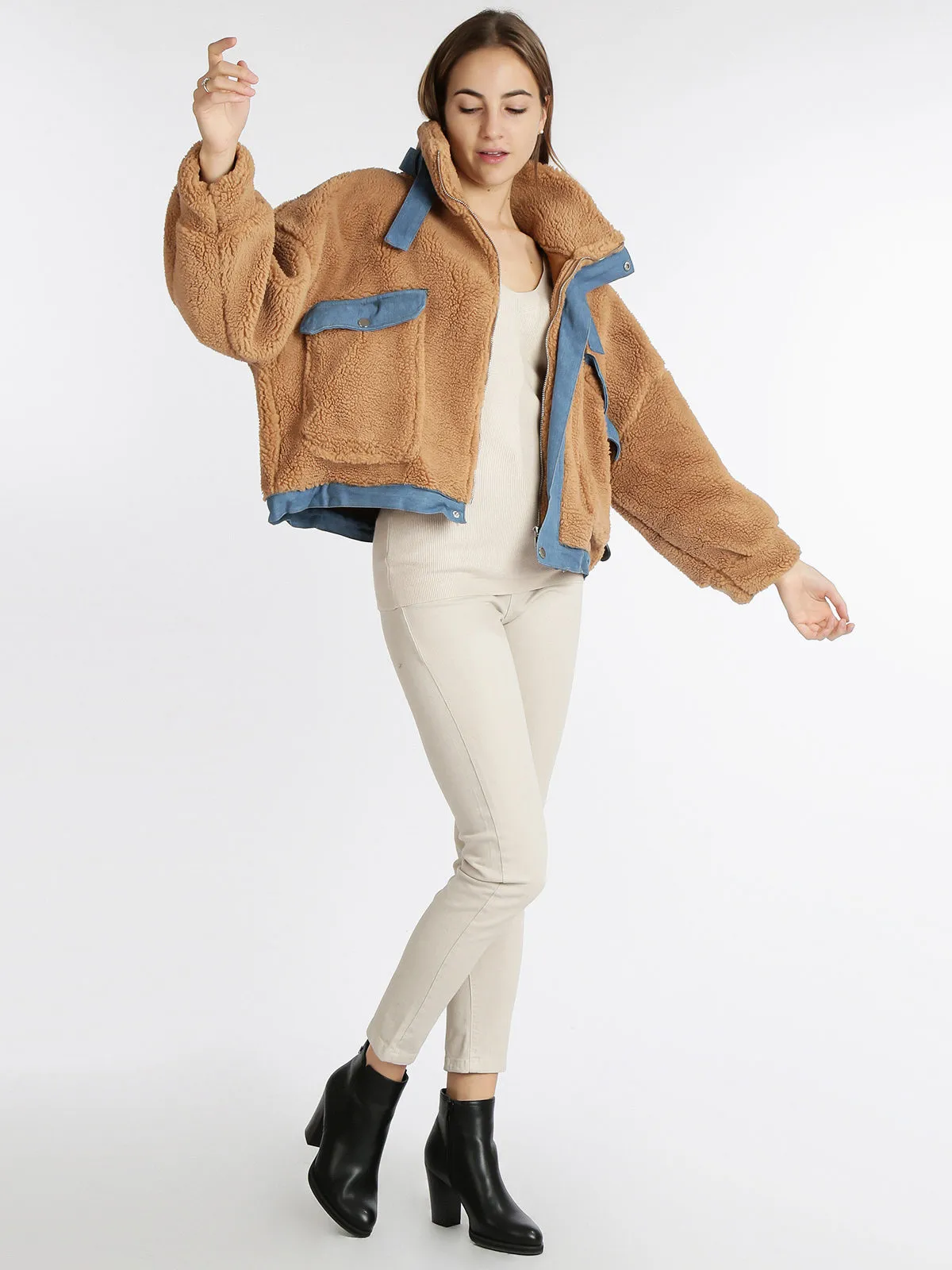 New Collection Kurz geschnittene Oversize-Teddyjacke