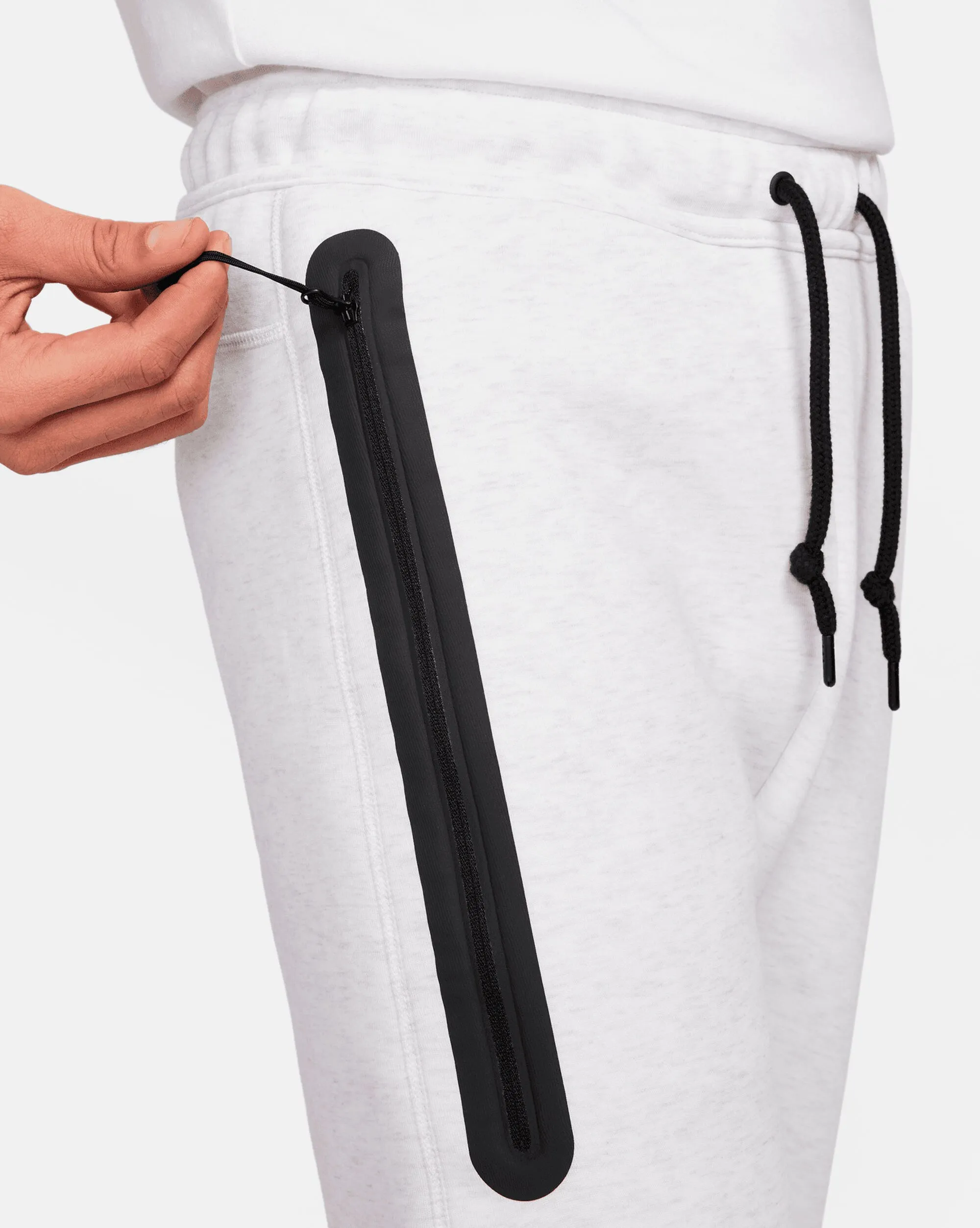 Nike Tech Fleece Pantaloni jogger Slim Fit Bianco Uomo