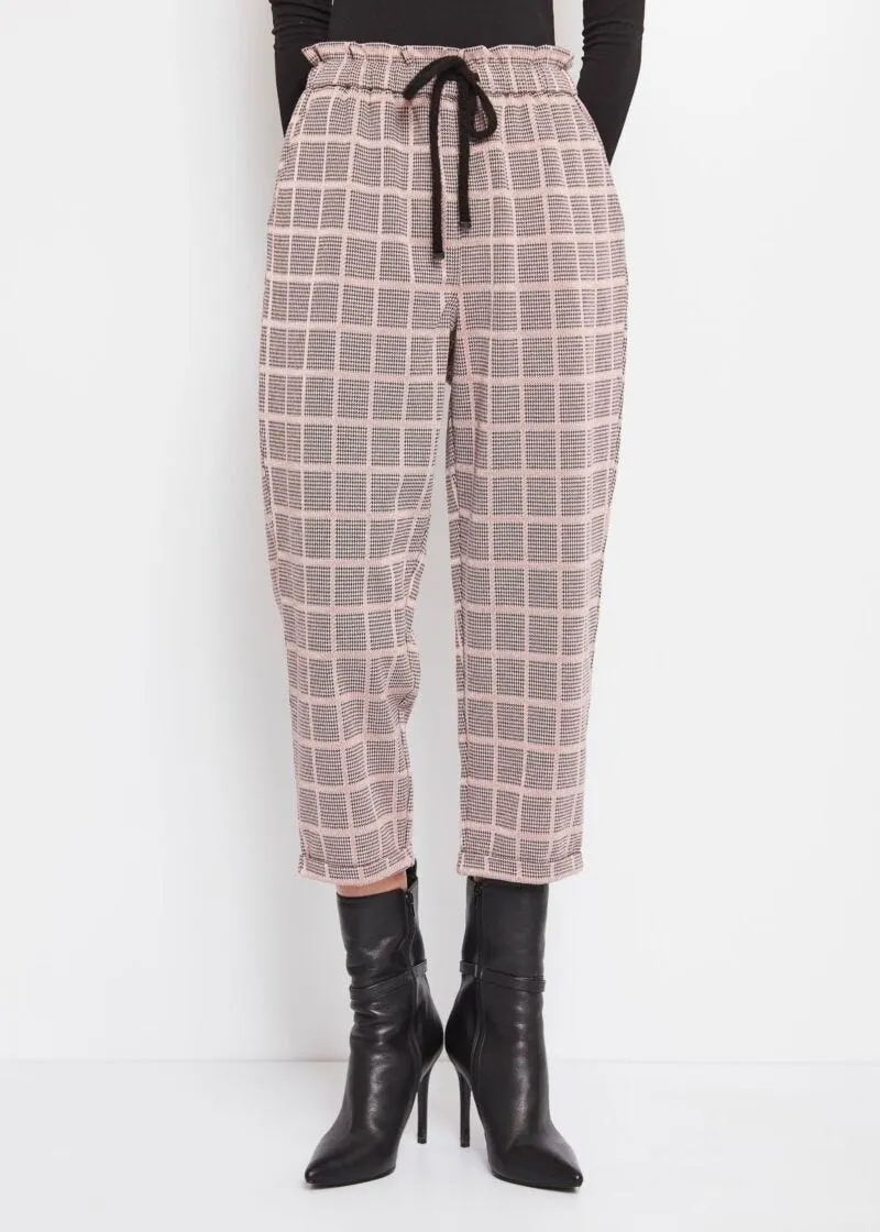 Pantaloni carrot fit in maglia