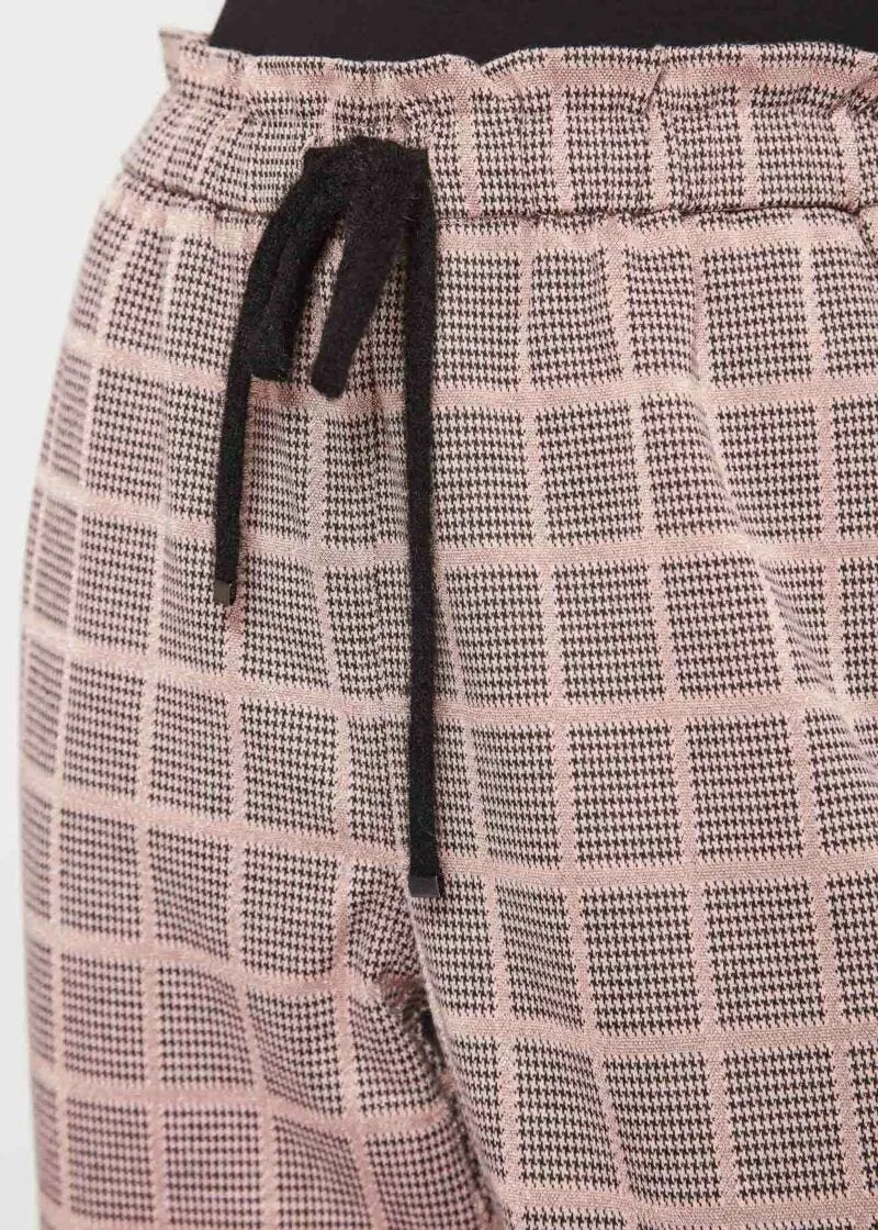 Pantaloni carrot fit in maglia