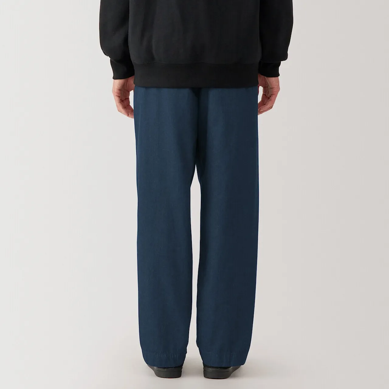 Pantaloni chino infigo da uomo a gamba larga con pieghe sul davanti