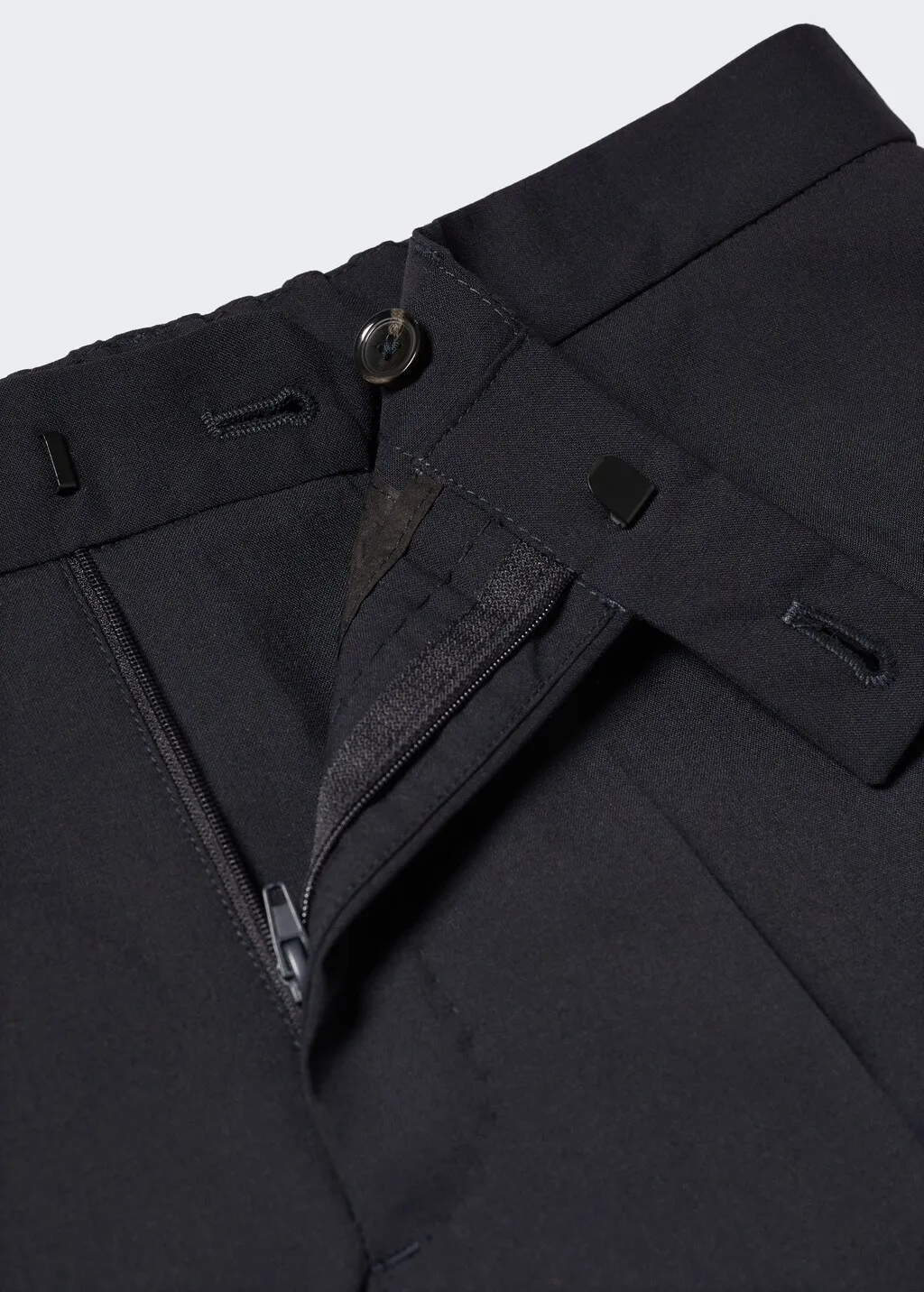 Pantaloni completo slim fit traspiranti