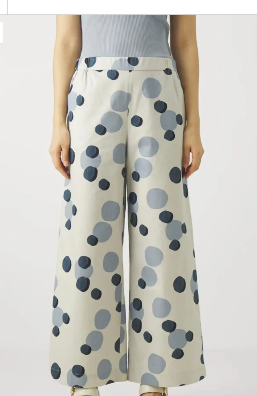 Pantaloni cropped a pois