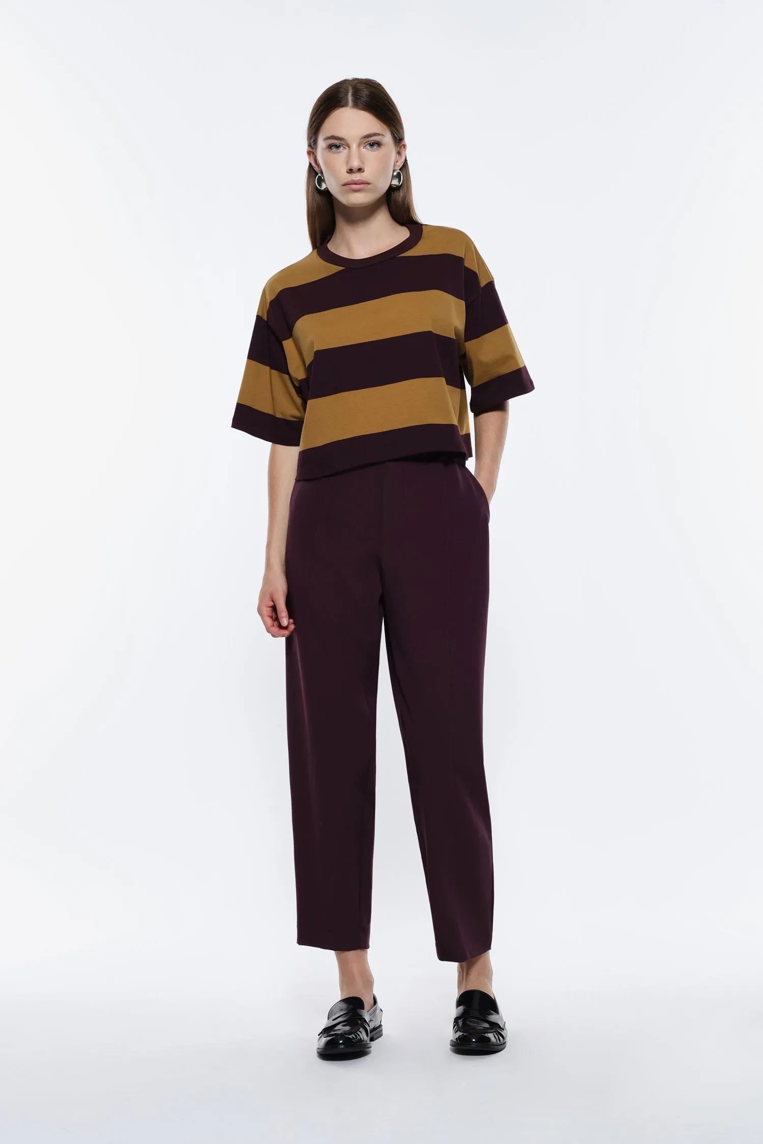   Pantaloni cropped con pieghe     