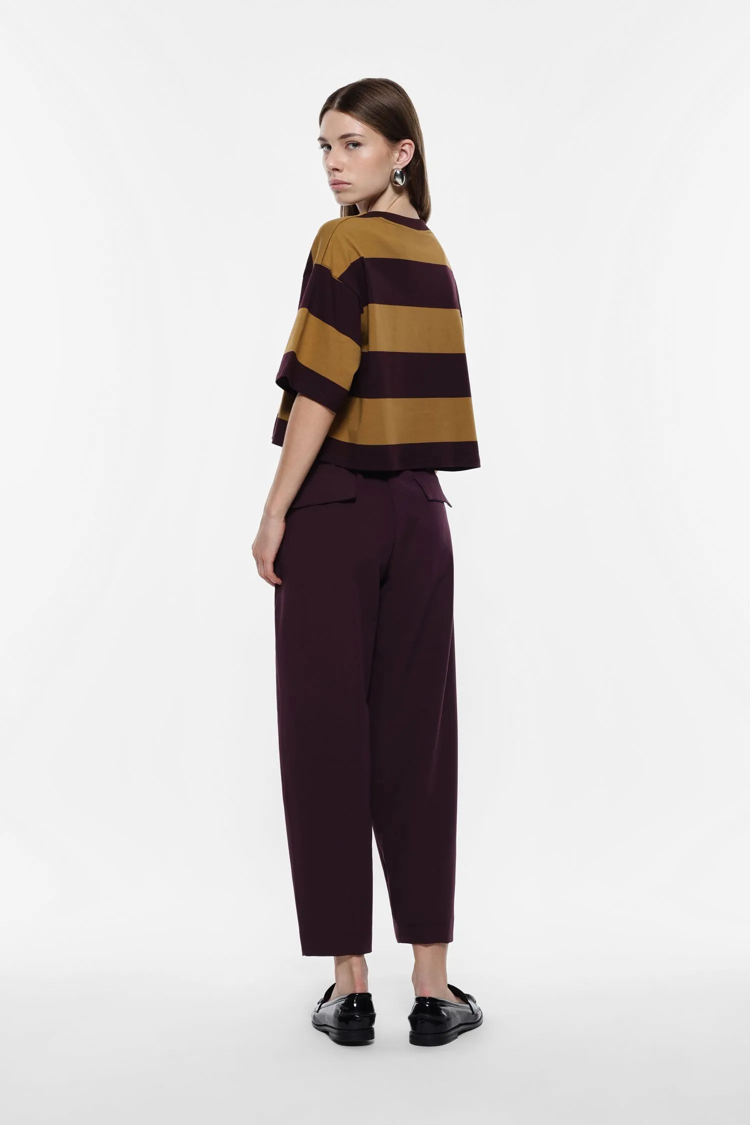   Pantaloni cropped con pieghe     
