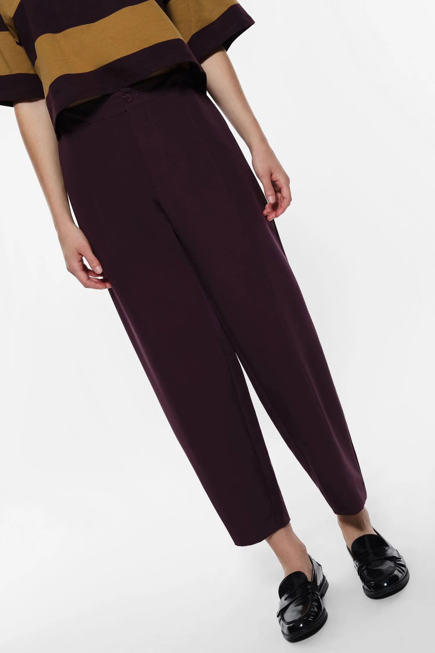   Pantaloni cropped con pieghe     