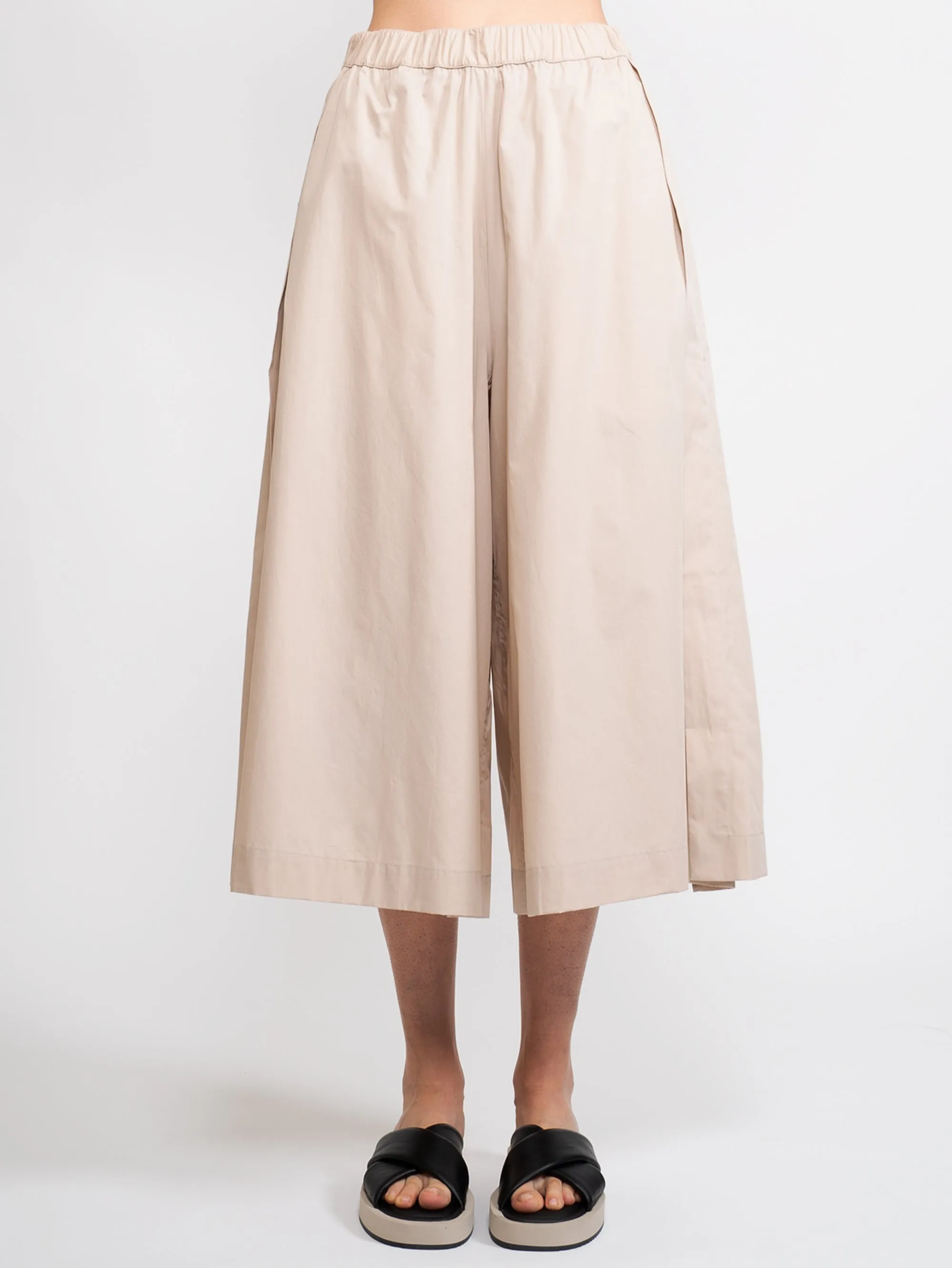 Pantaloni Cropped con Spacchi Beige
