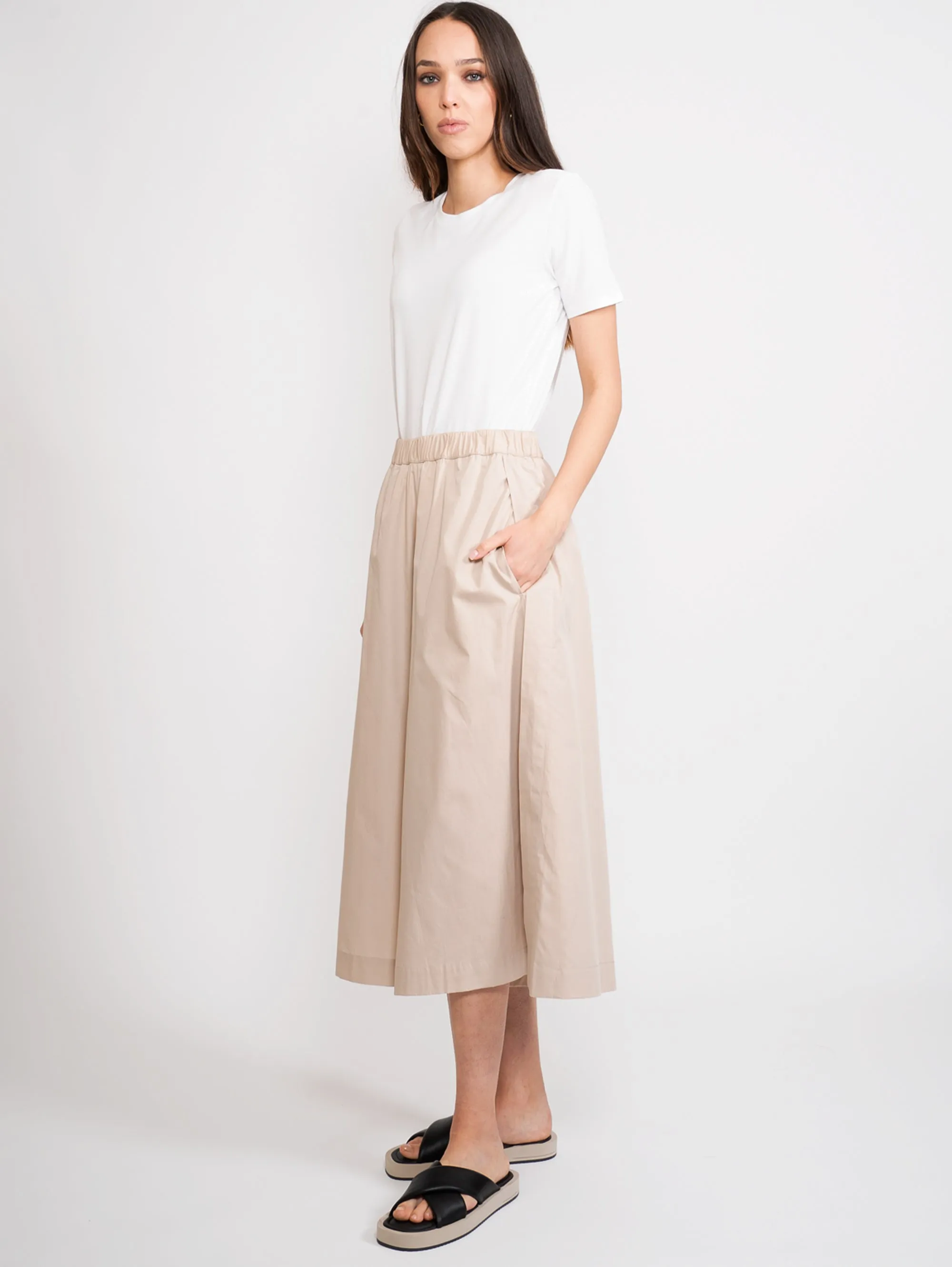 Pantaloni Cropped con Spacchi Beige