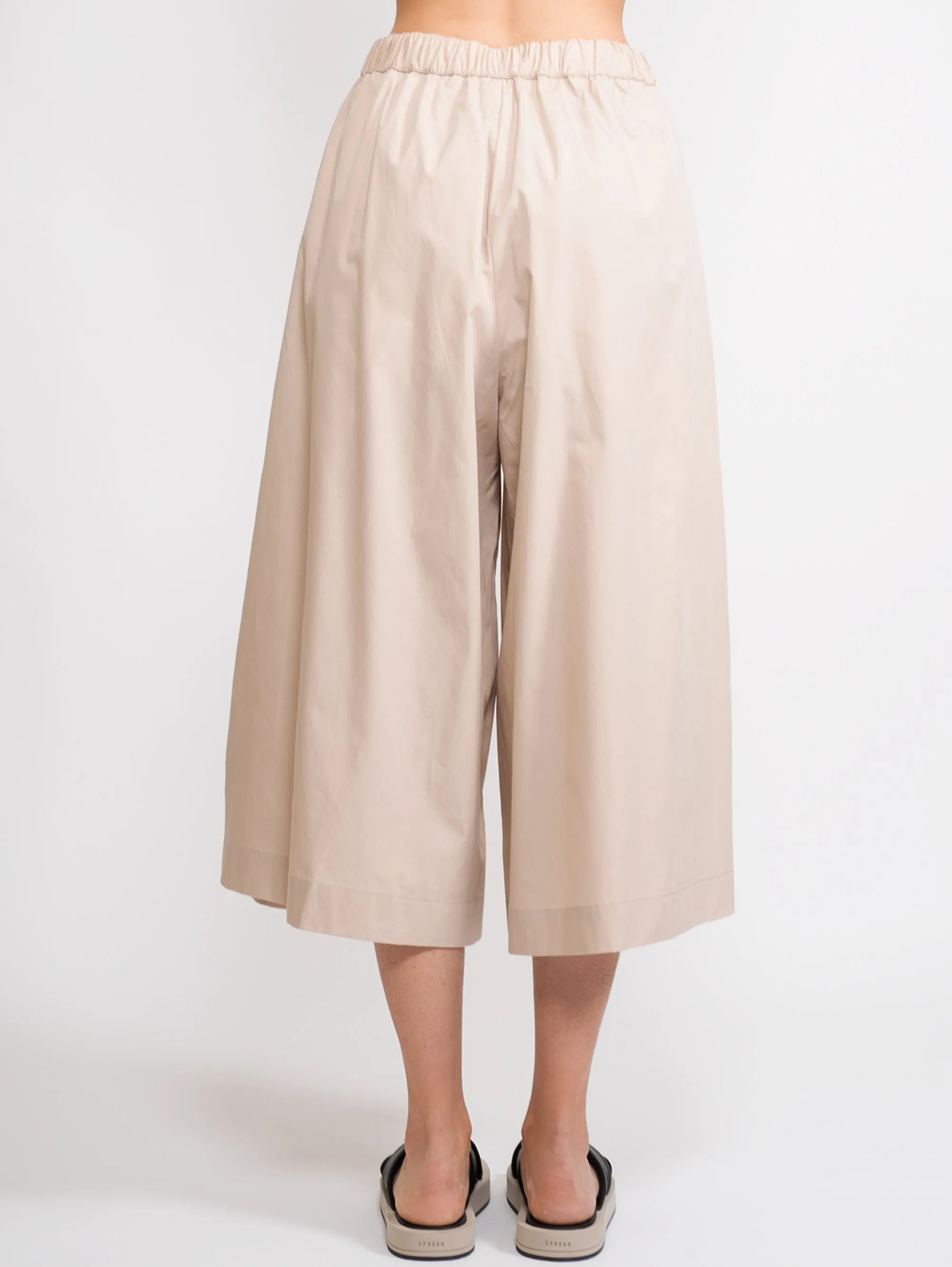 Pantaloni Cropped con Spacchi Beige