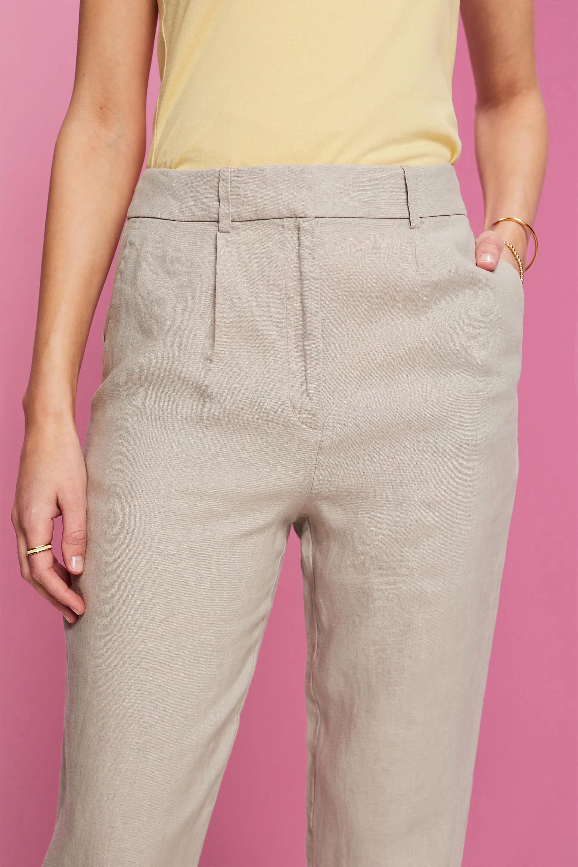 Pantaloni cropped in lino