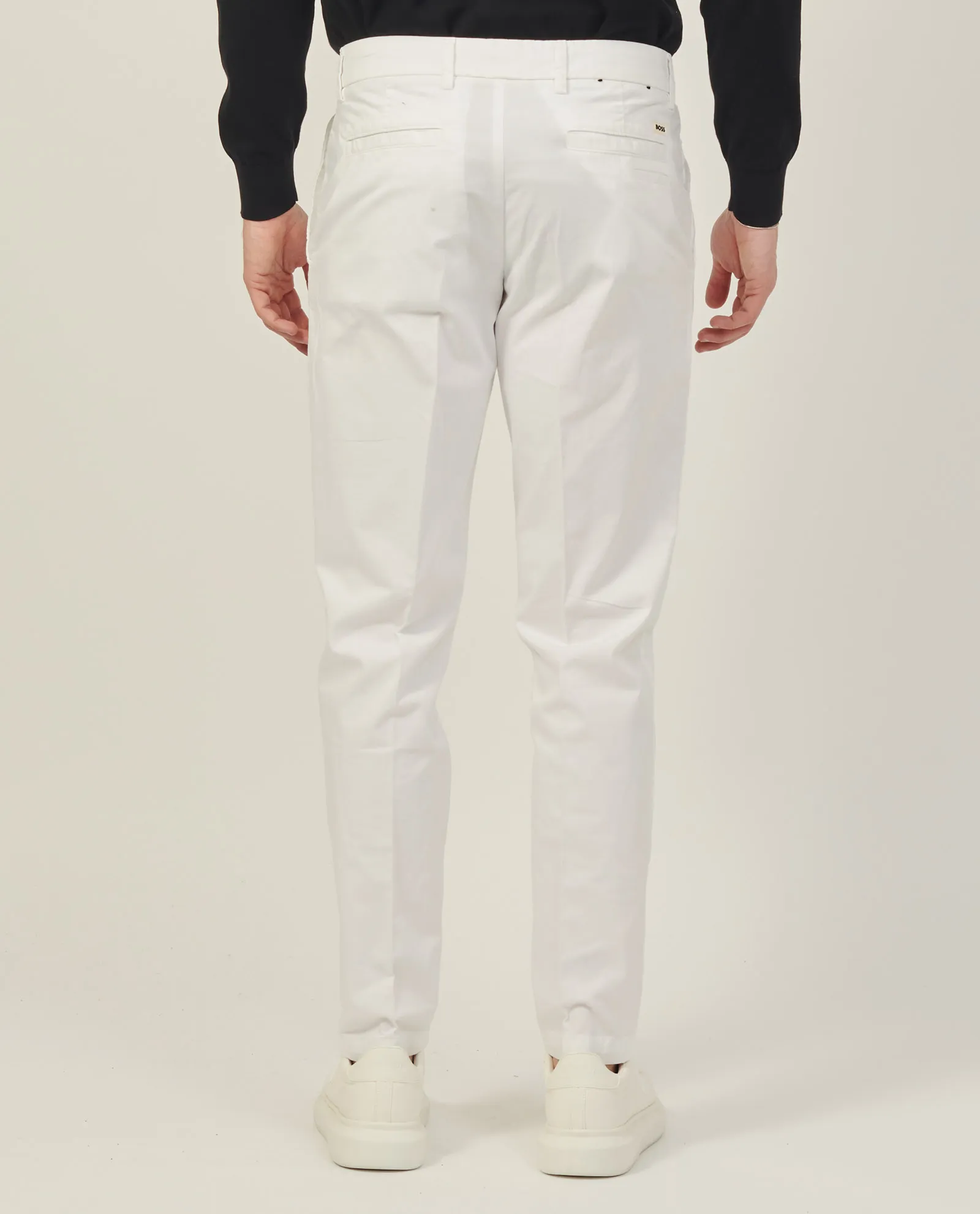 Pantaloni uomo chino di Boss in gabardine