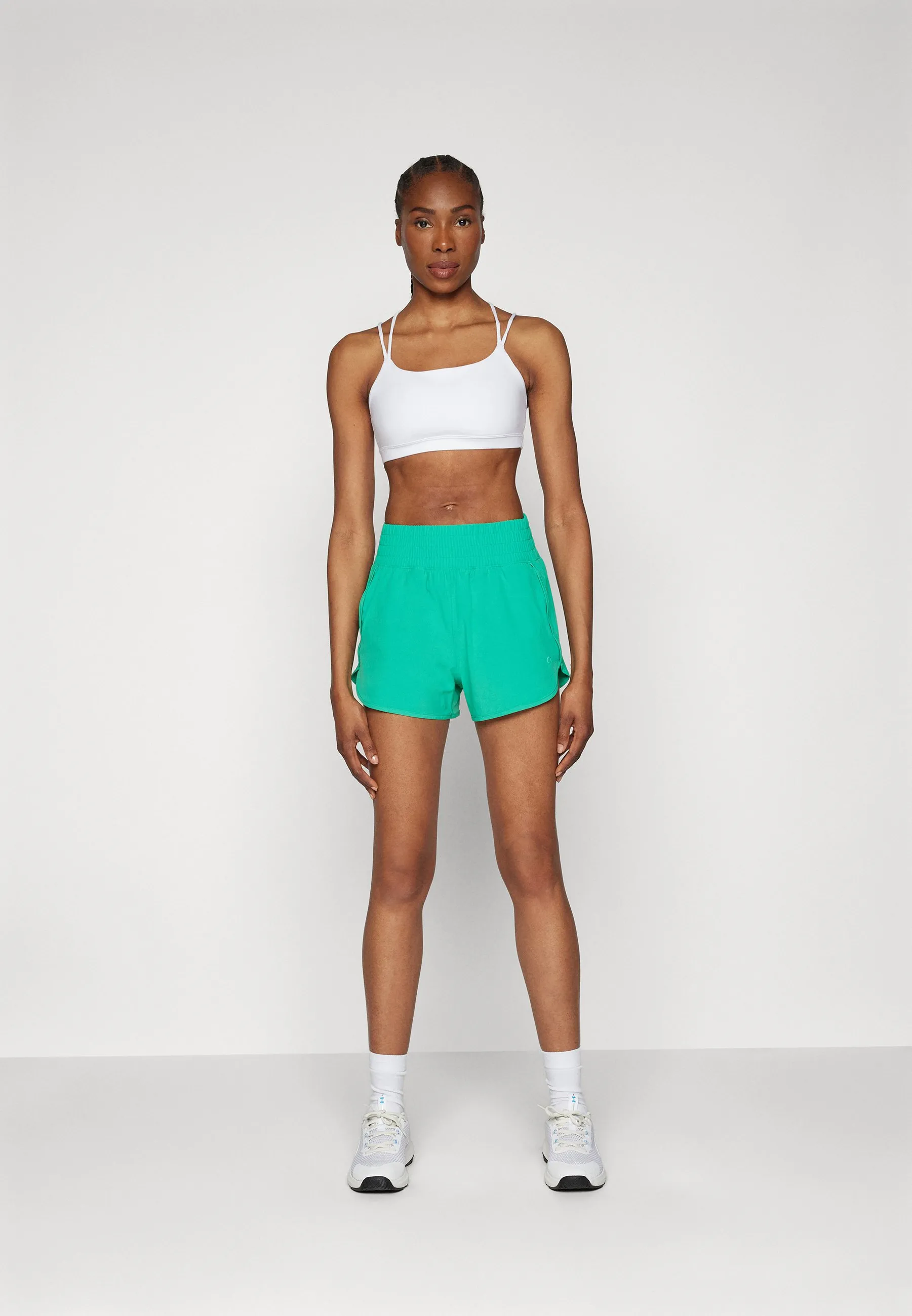 RISE RUNNING SHORTS - Pantaloncini sportivi
