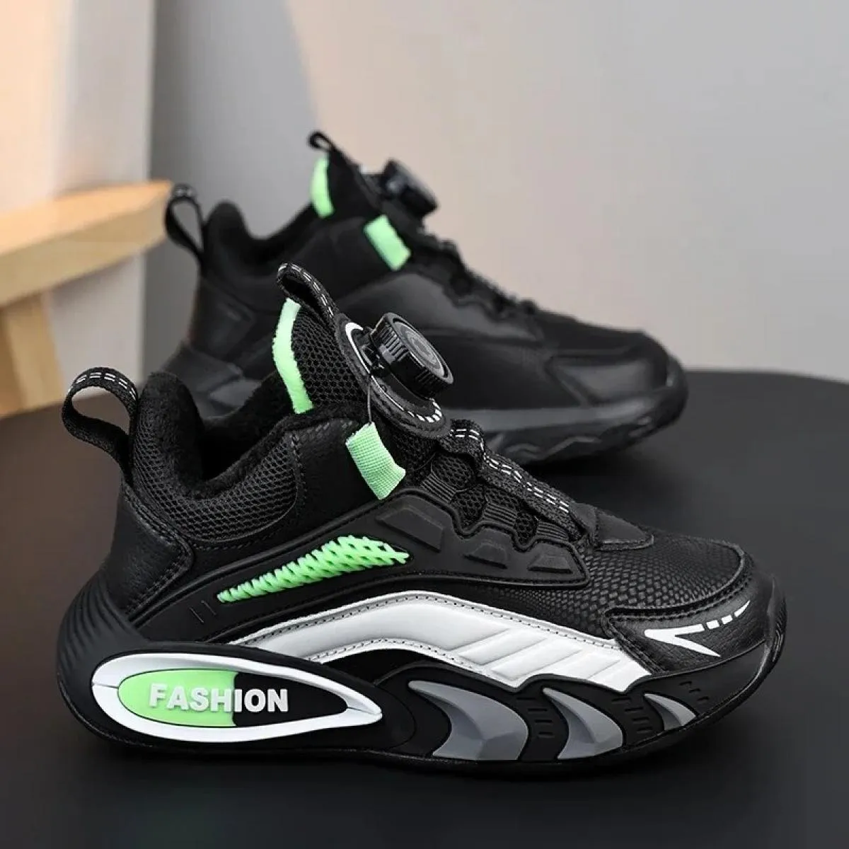 Scarpe da ginnastica per bambini per ragazzo Scarpe casual Punta tonda Cotone invernale Mantieni caldo Modello popolare Alla mod