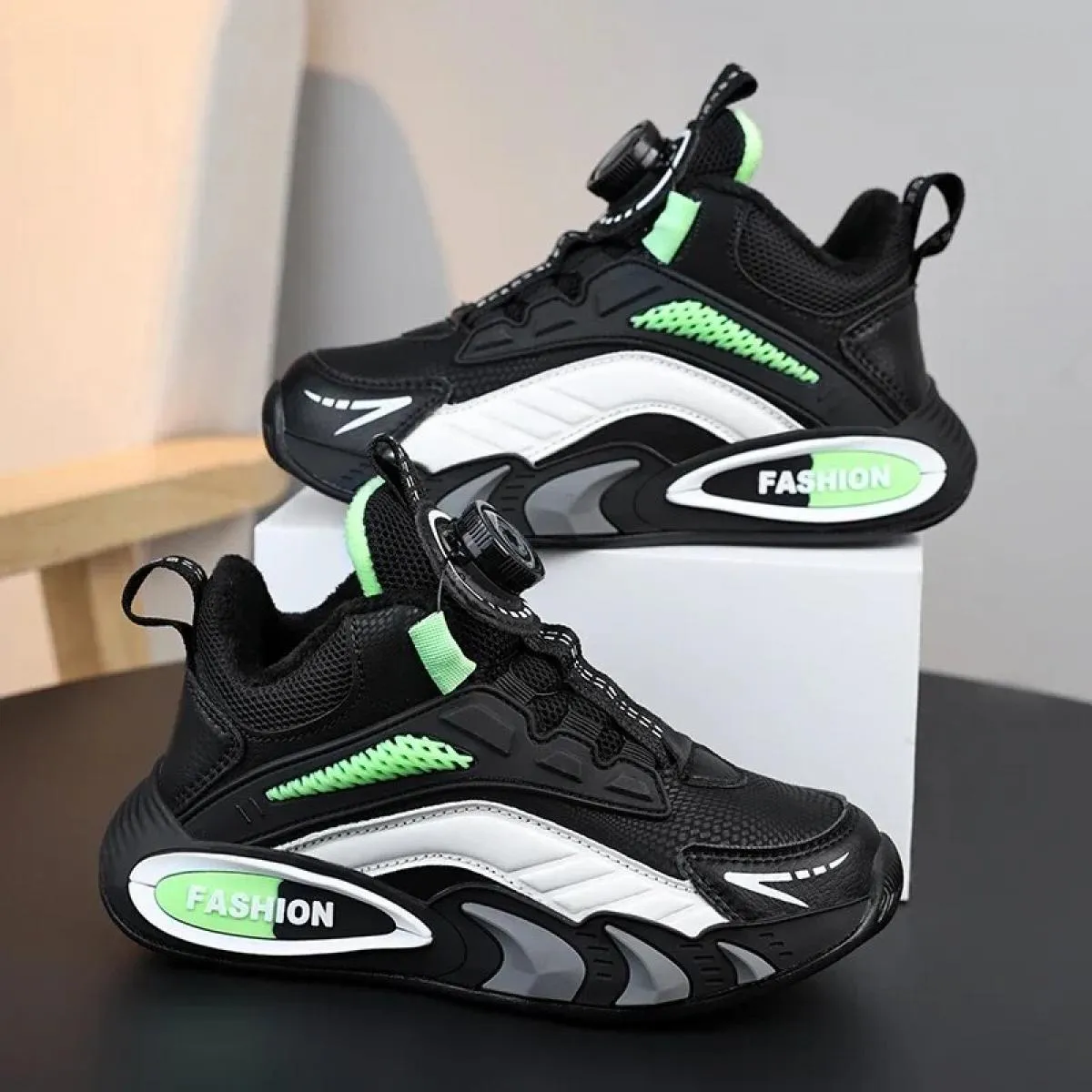 Scarpe da ginnastica per bambini per ragazzo Scarpe casual Punta tonda Cotone invernale Mantieni caldo Modello popolare Alla mod