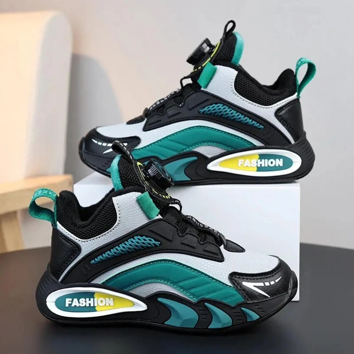 Scarpe da ginnastica per bambini per ragazzo Scarpe casual Punta tonda Cotone invernale Mantieni caldo Modello popolare Alla mod