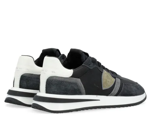 Sneaker Philippe Model Tropez 2.1 in pelle nera