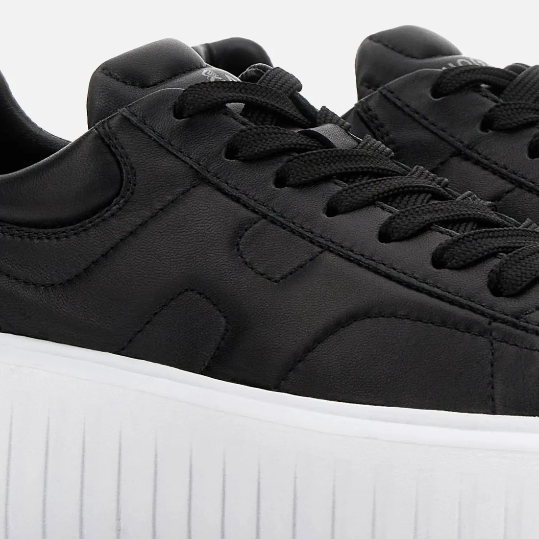 Sneakers da donna Hogan H-Stripes in pelle nera