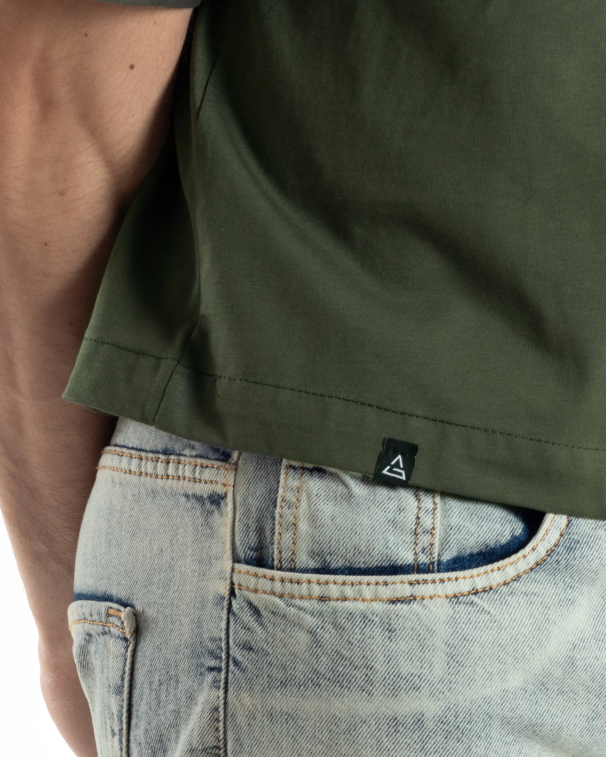 T-shirt Uomo Cropped Corta Boxy Fit Tinta Unita Verde Casual GIOSAL-TS3007A