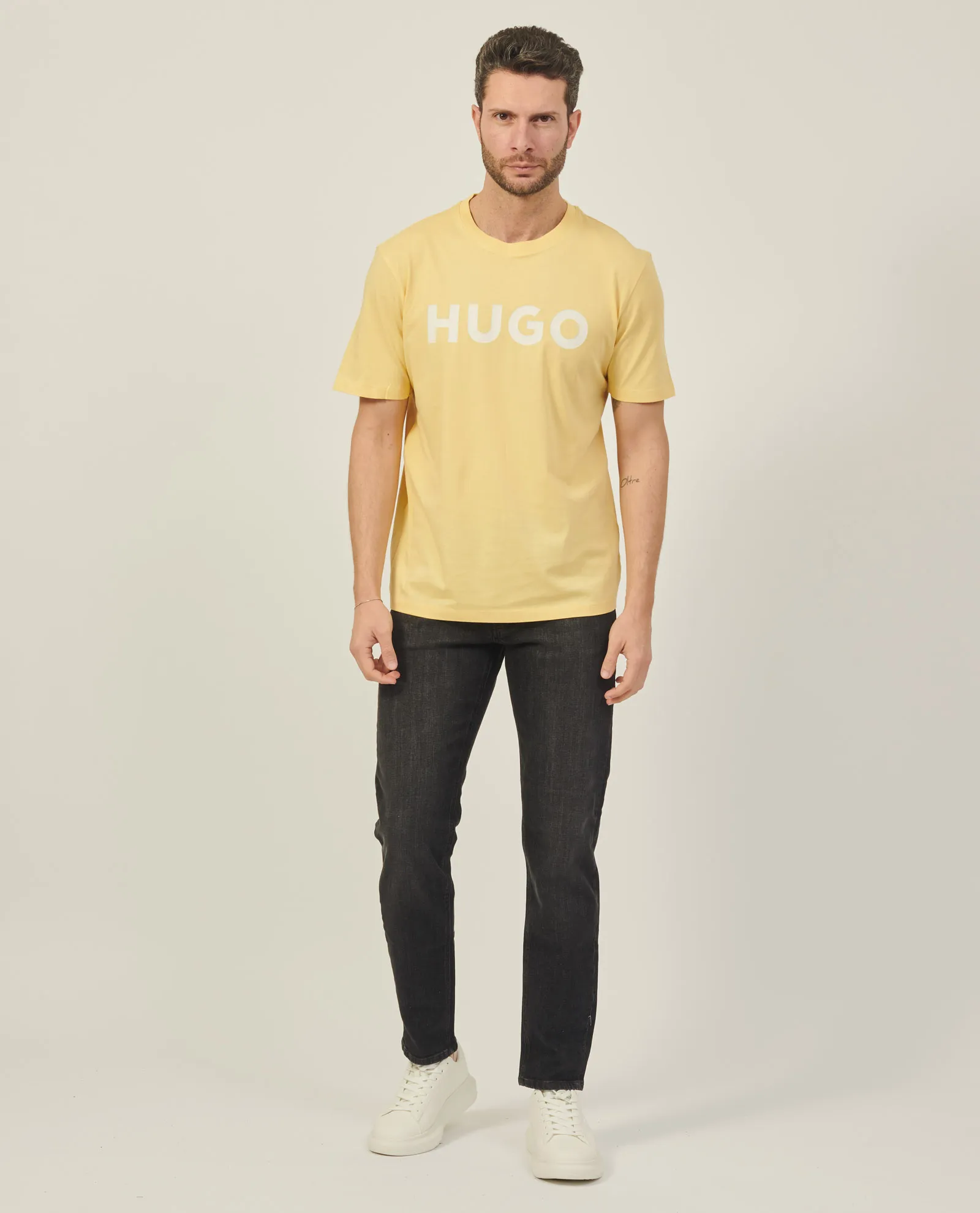 T-shirt uomo di Hugo in jersey di cotone
