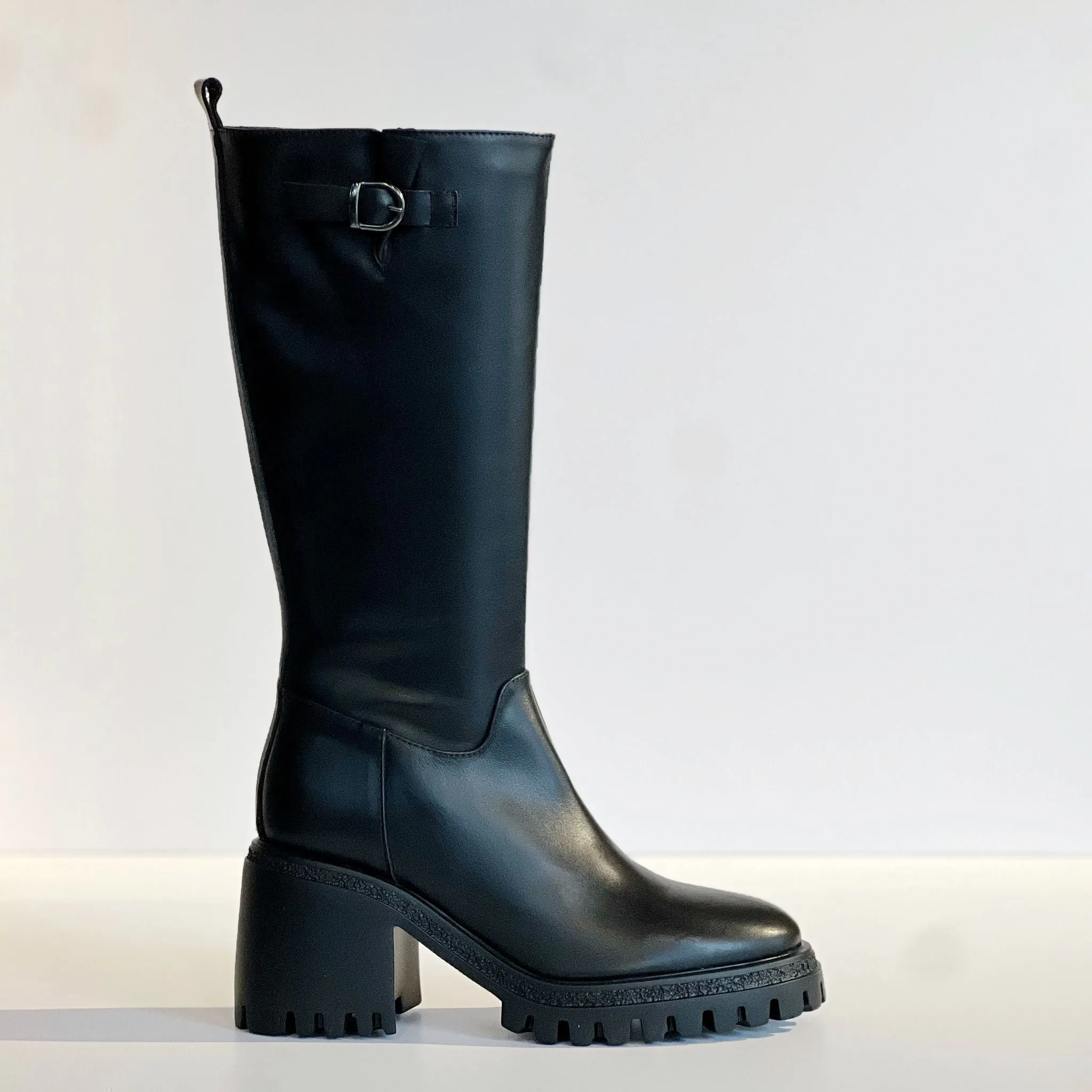 W4-T822 Stivale Tacco Nero  