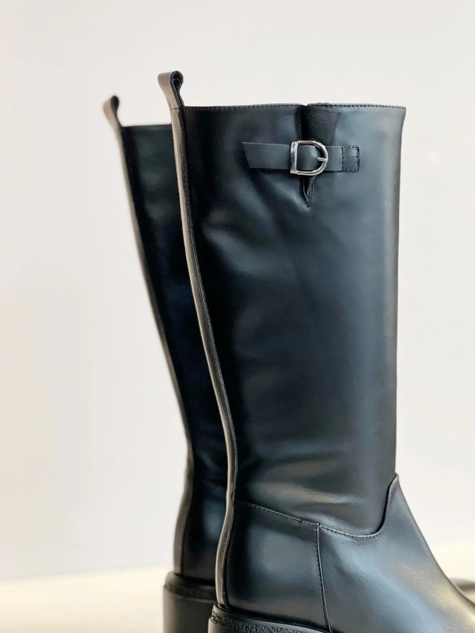 W4-T822 Stivale Tacco Nero  