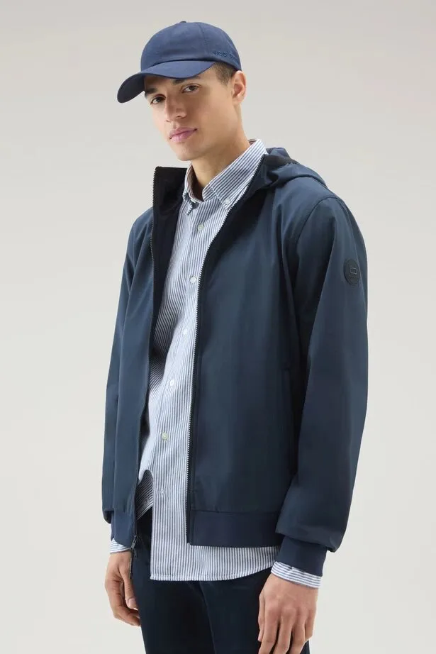 WOOLRICH Giubbino in Softshell con cappuccio